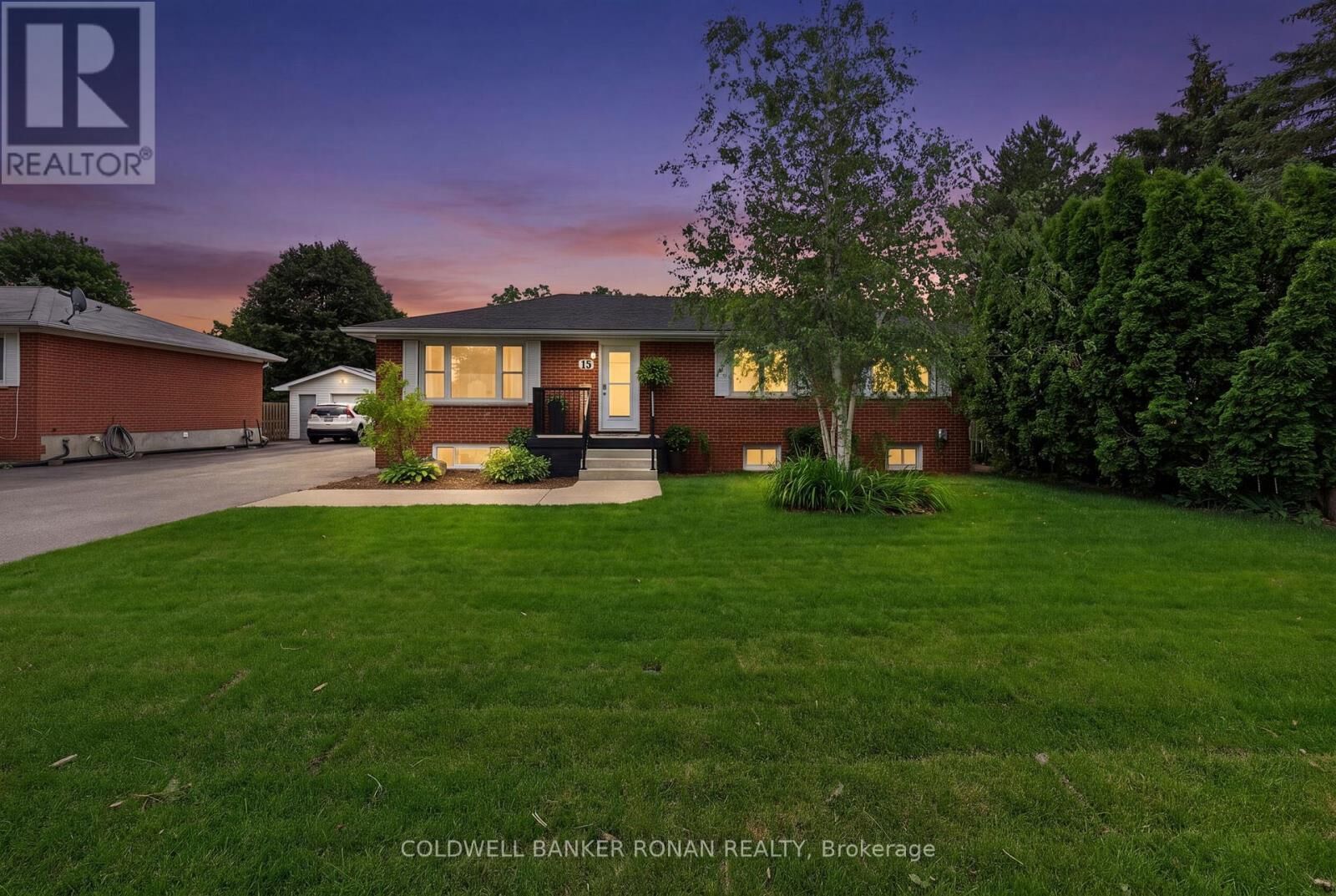 Property Photo: 15 Essa Road ON L9R 1N3