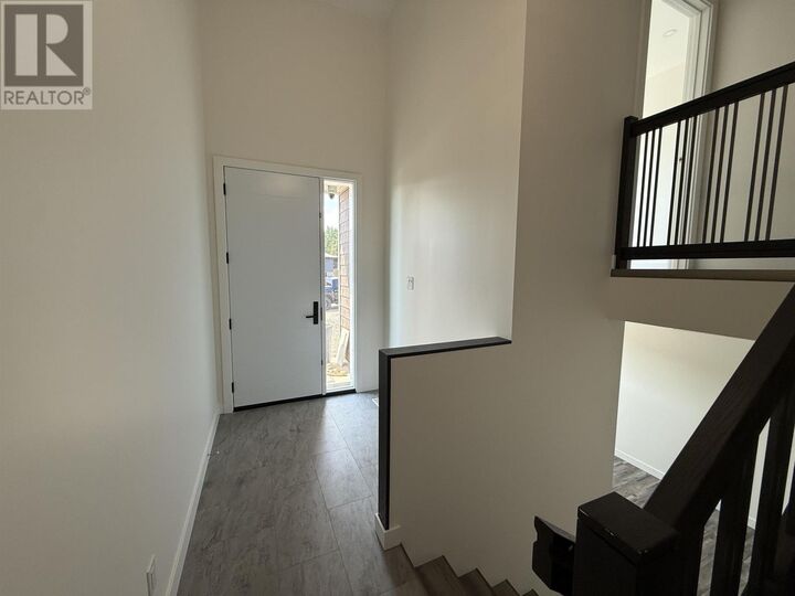 Property Photo: 154 Bruin Cres ON P7C 0C6