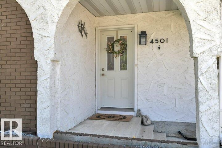 Property Photo:  4501 39 Avenue  AB T9E 4Y8 