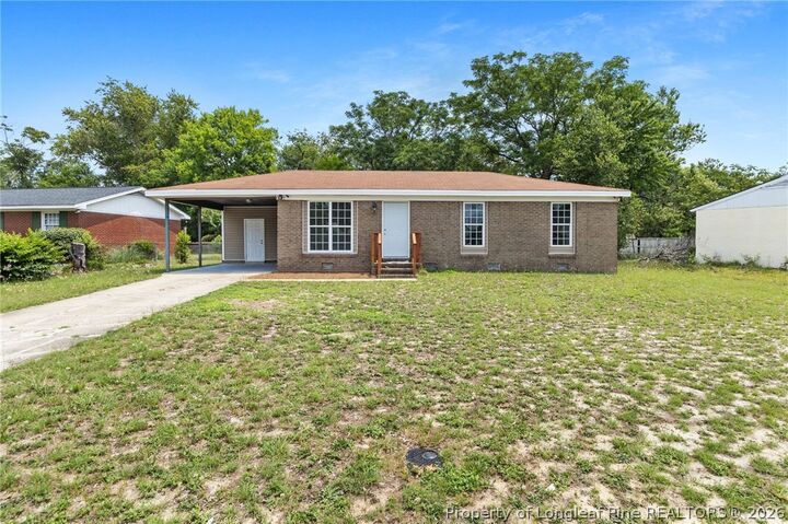Property Photo: 5706 Demarest Court NC 28311