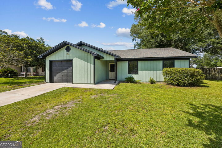 Property Photo: 307 Sunnyside Drive GA 31558