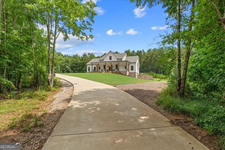 Property Photo: 988 Boozer Road AL 36264