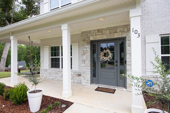 Property Photo:  103 Hanson Way  GA 31808 