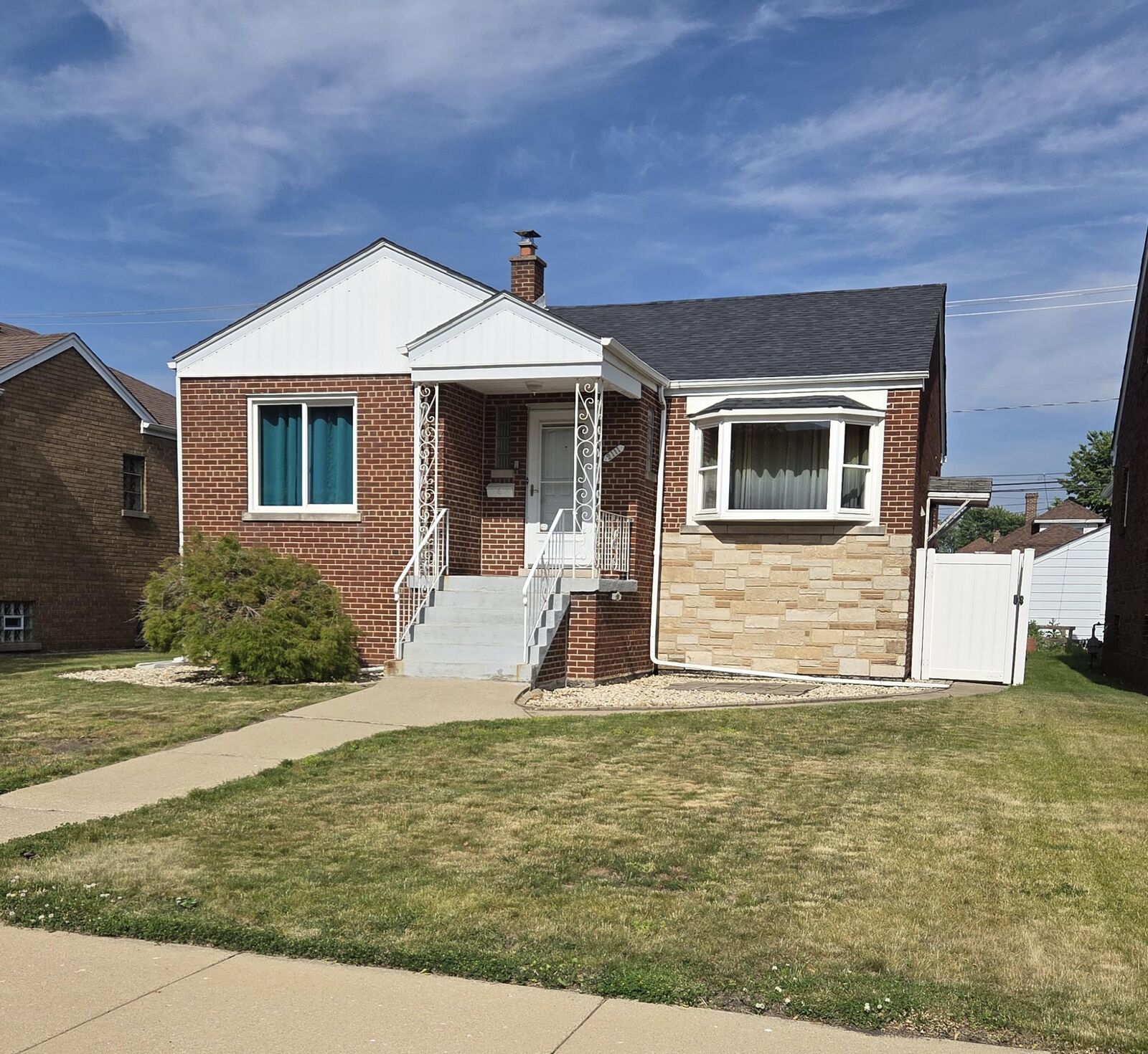 Property Photo: 2111 Stanton Avenue IN 46394