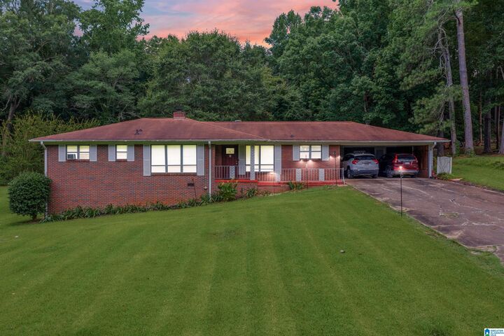 Property Photo:  1413 Hoke Street  AL 35903 