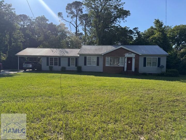 Property Photo: 626 Sycamore Street GA 30401
