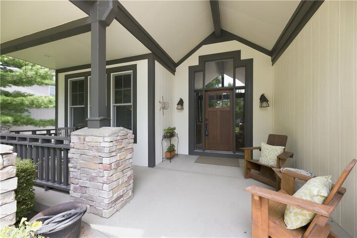 Property Photo:  13283 Fairway Road  KS 66209 