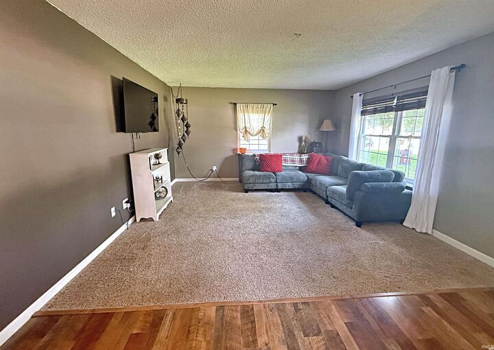 Property Photo: 605 Meredith Street IN 47501