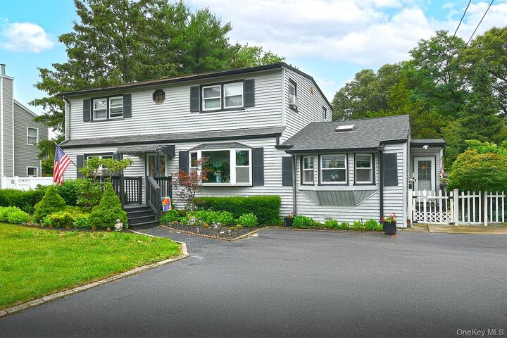 Property Photo:  11 Bonnybill Drive  NY 11720 