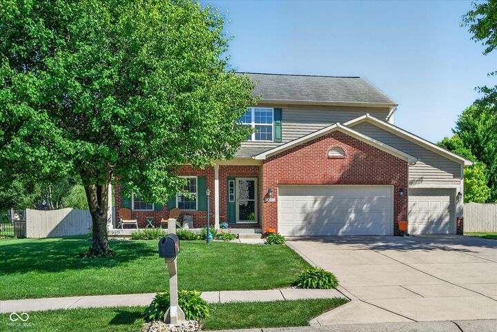 Property Photo:  9041 N River Chase Lane  IN 46055 