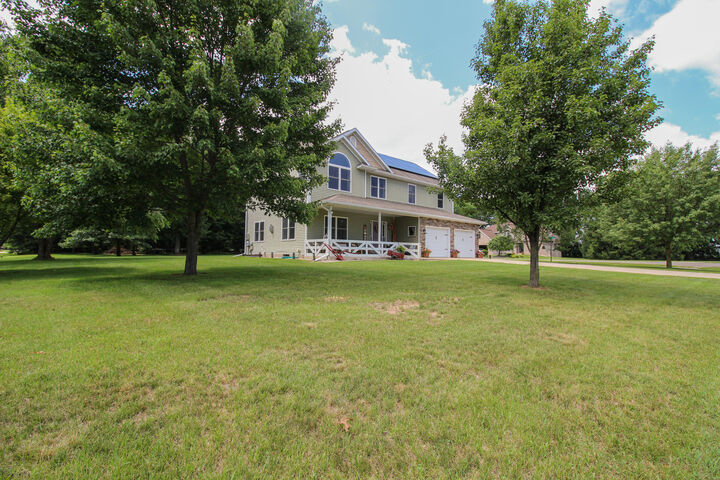 Property Photo: 56056 Truman Drive MI 49093