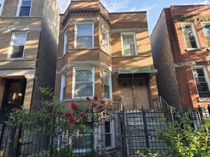 Property Photo:  2507 W Walton Street 1  IL 60622 