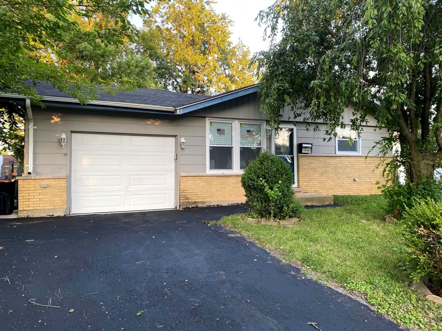 Property Photo:  16465 Roy Street  IL 60452 
