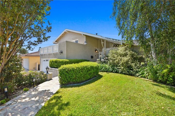 Property Photo:  8392 Snowbird Drive  CA 92646 