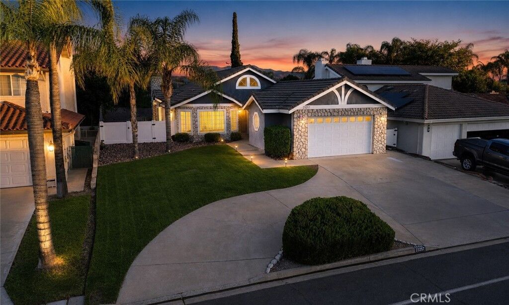 Property Photo:  23257 Canyon Lake Drive N  CA 92587 