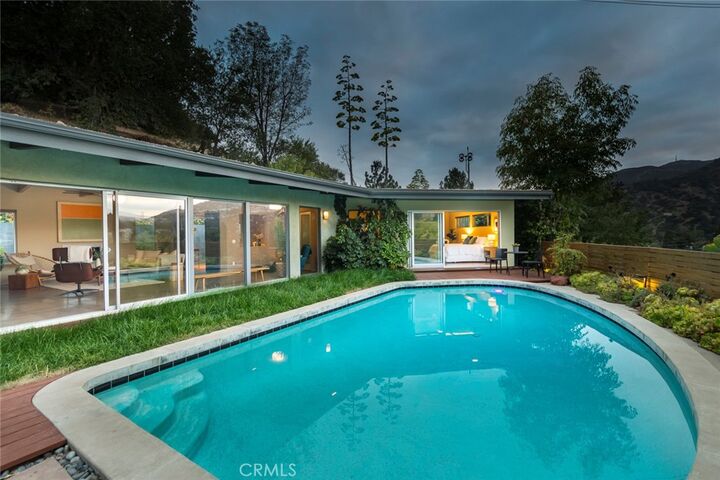 Property Photo:  2770 Mira Vista Drive  CA 91208 