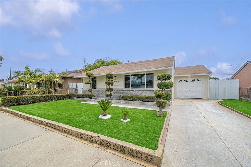 Property Photo: 4508 Deland CA 90660