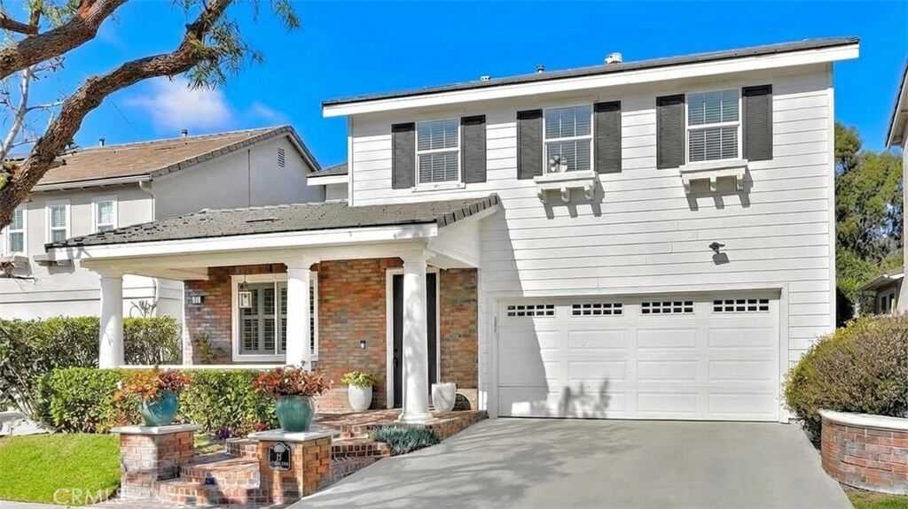 Property Photo: 17 Regents Park CA 92694