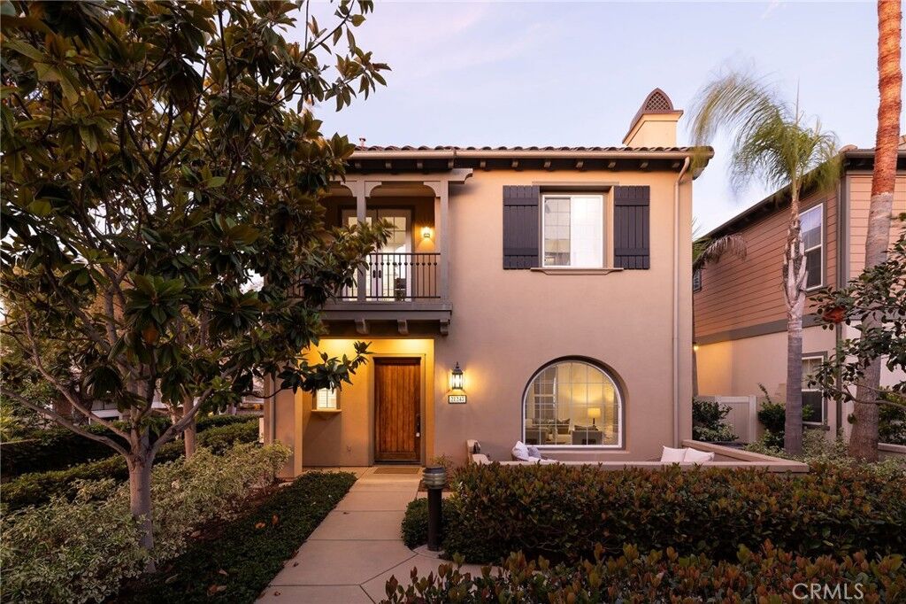 Property Photo:  21247 Ronda  CA 92648 