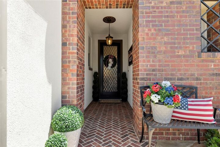 Property Photo:  10 Jenny  CA 92694 