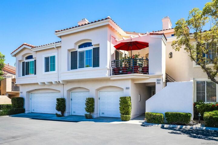 Property Photo:  28634 Via Valdez  CA 92677 