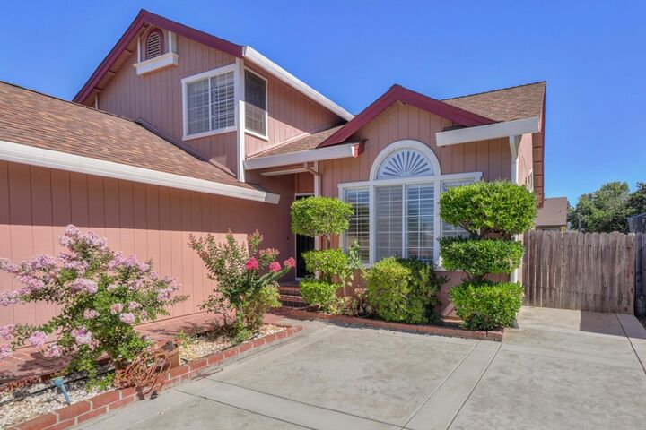 Property Photo:  8436 Cutler Way  CA 95828 