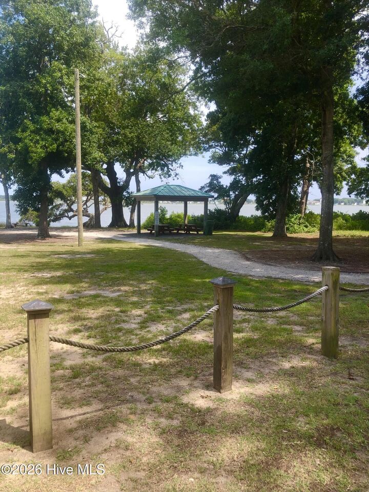Property Photo:  124 8 Bayshore Drive  NC 28460 