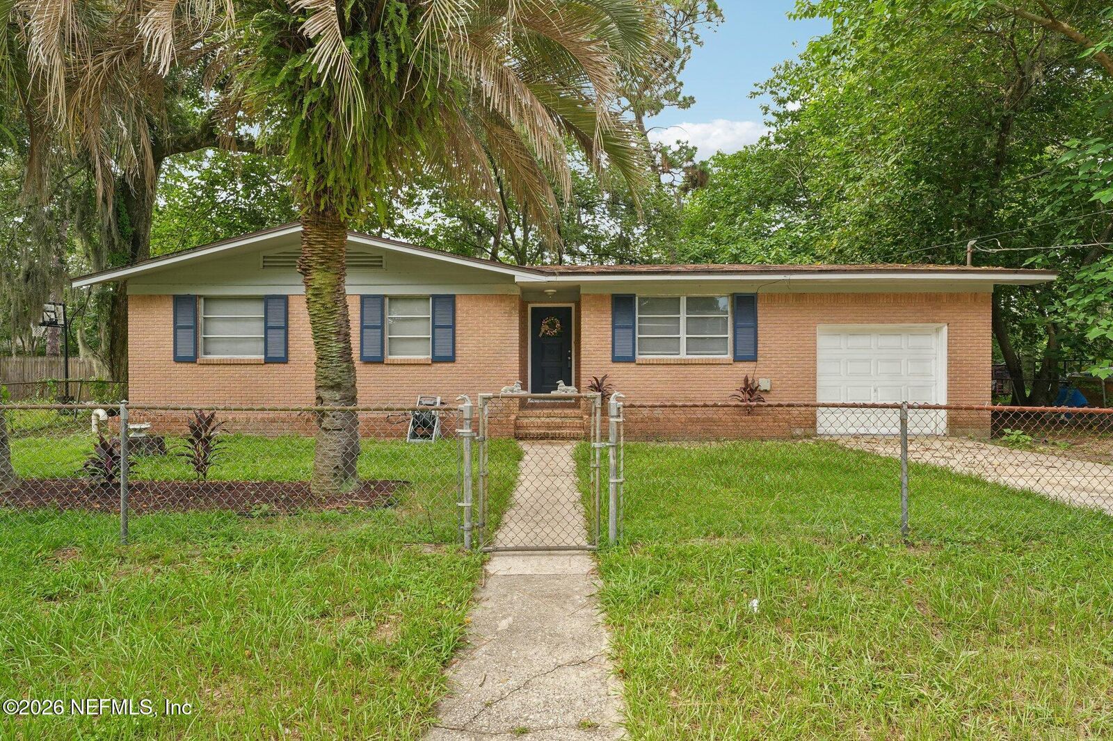 Property Photo: 8306 Eaton Avenue FL 32211