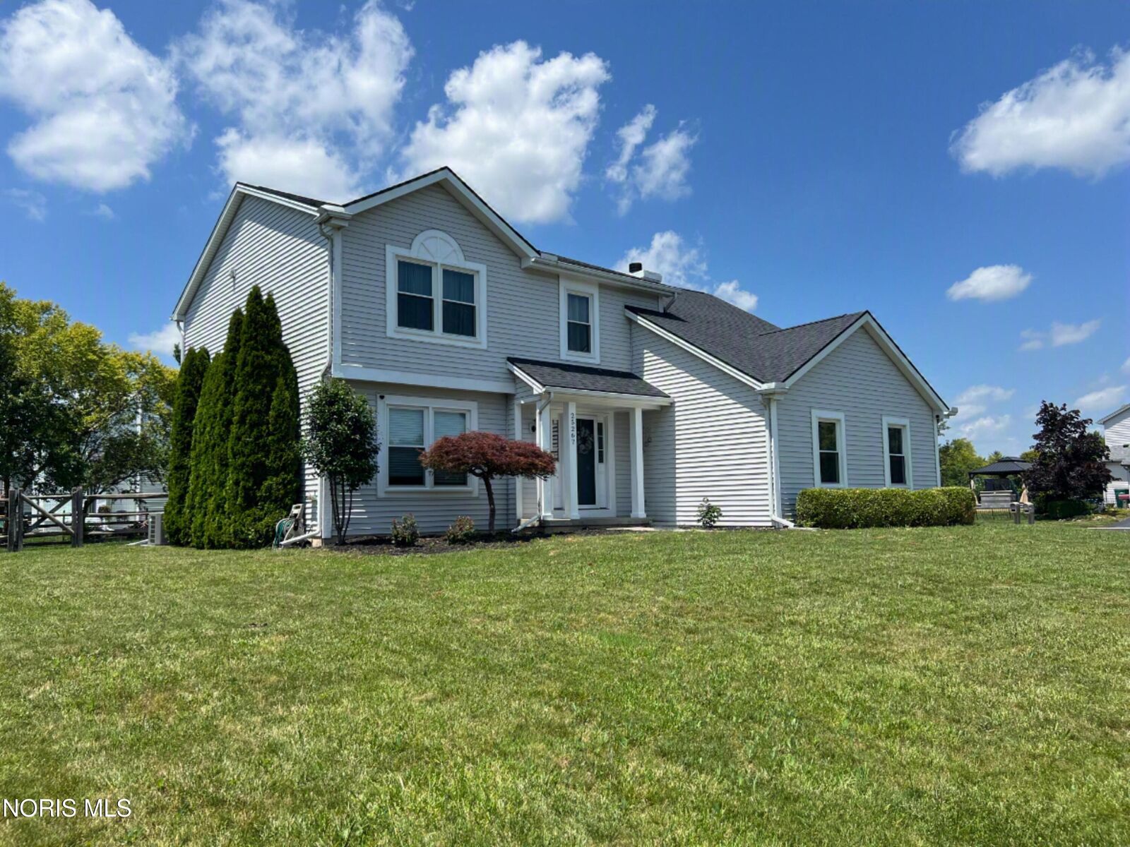 Property Photo: 25267 Ramblehurst Drive OH 43551