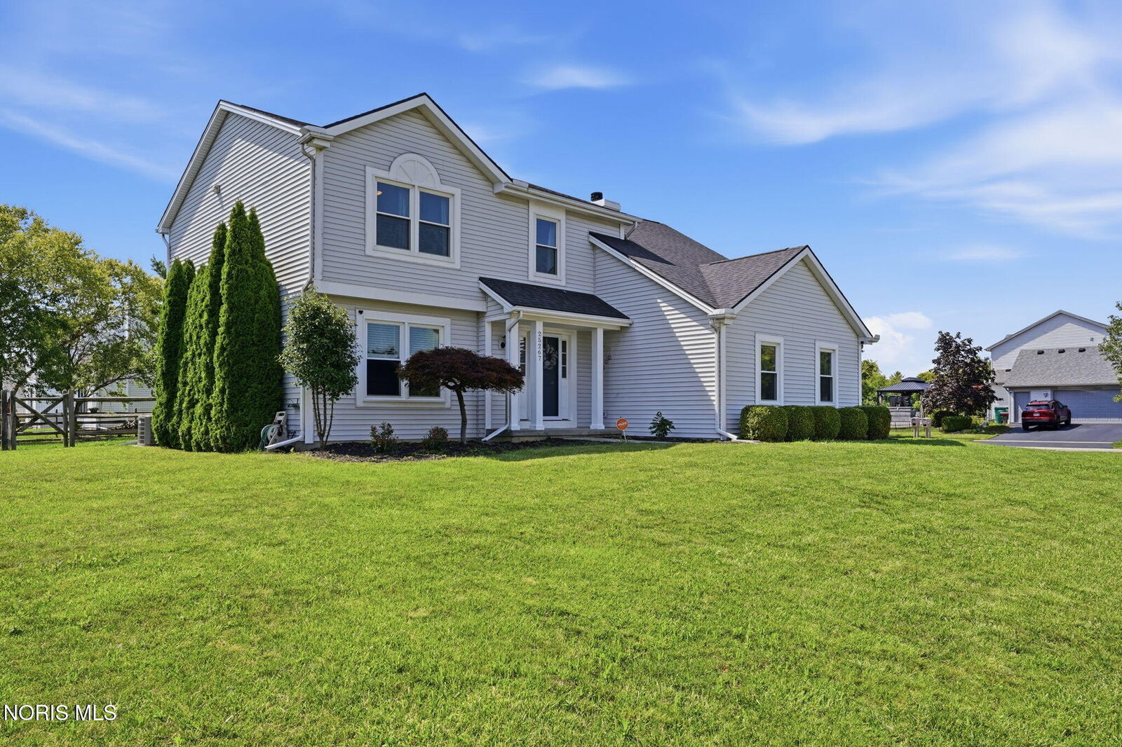 Property Photo: 25267 Ramblehurst Drive OH 43551