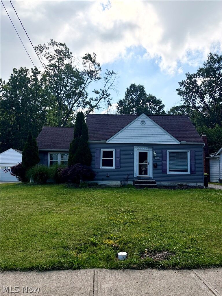 Property Photo: 1703 E 300th Street OH 44092