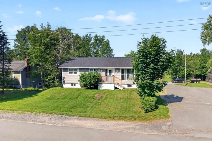 Property Photo:  18 Bakery Lane  NS B2T 1A7 