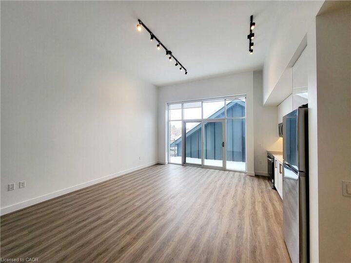 Photo de la propriété: 75 Huron Street 202 ON N3A 1K1