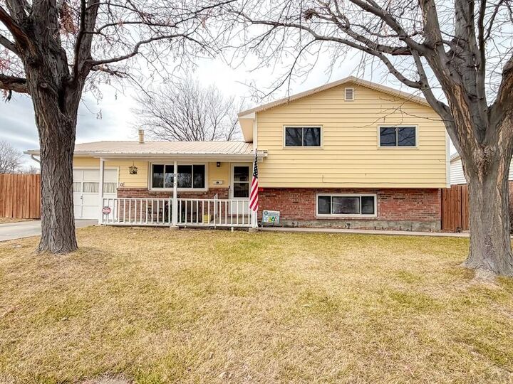 Property Photo:  817 2nd St  CO 81067 