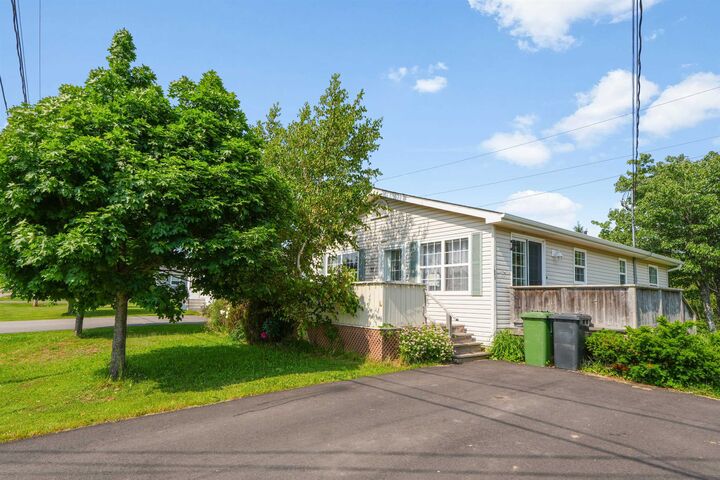 77 River Ridge Drive — photo 1