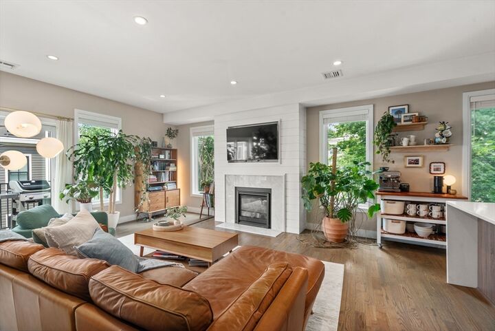 Property Photo:  15 Wendeller St 2  MA 02127 