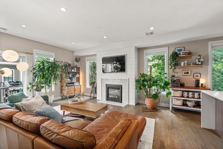 Property Photo:  15 Wendeller St 2  MA 02127 