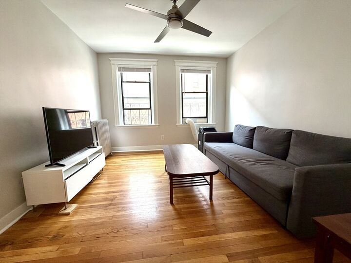 Property Photo:  36 E Newton St 6  MA 02118 