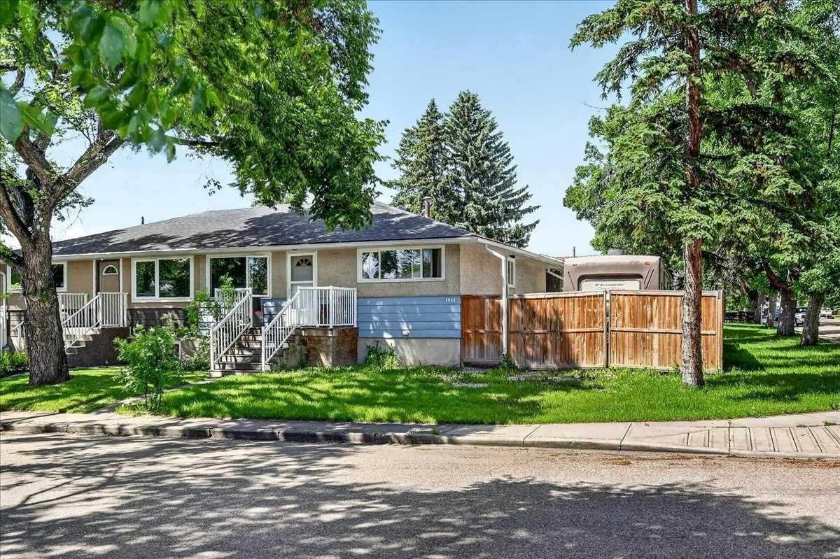 Property Photo:  1944 10 Avenue NE  AB T2E 0Y5 