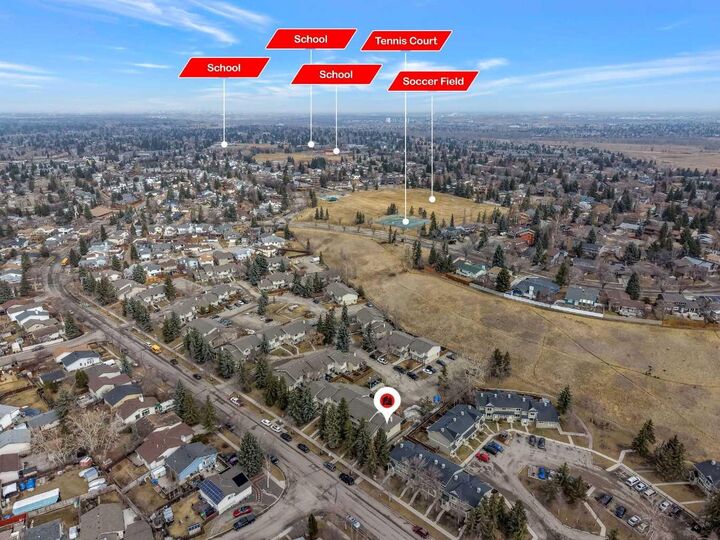 Property Photo: 115 Deerfield Drive SE AB T2J 6T9