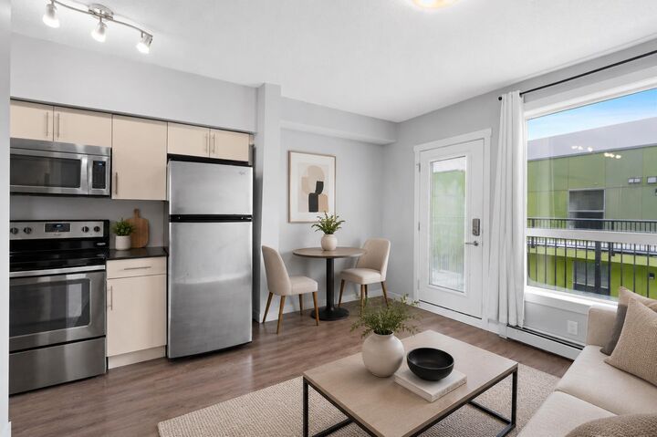 1740 9 Street NW 402 — photo 1