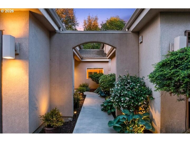 Property Photo:  9623 NE Oak View Dr  WA 98662 