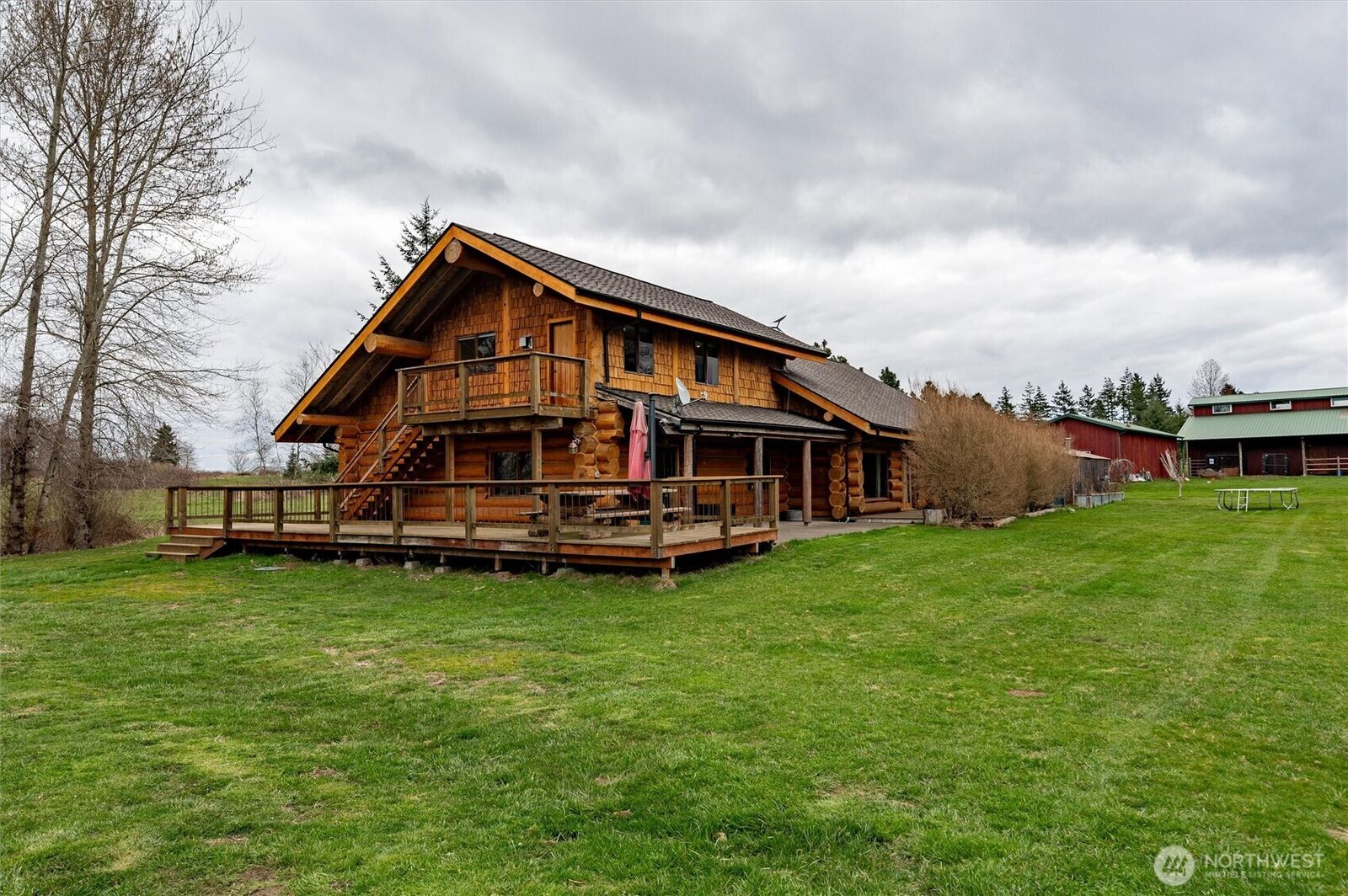 Property Photo: 3883 Everett Lane WA 98248