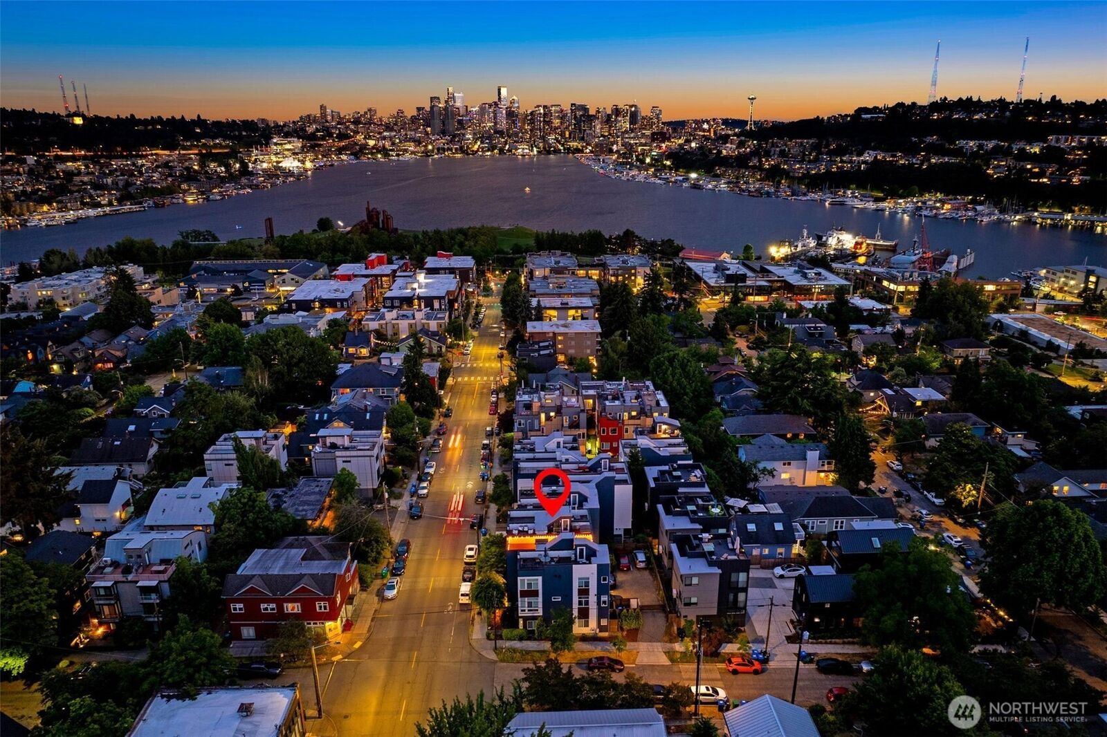 Property Photo:  3551  Wallingford Avenue N  WA 98103 