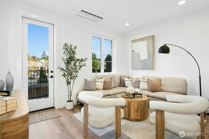 Property Photo: 116 D 2nd Street S D WA 98033