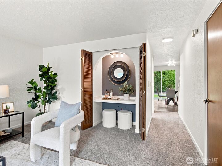 Property Photo: 12600 4th Avenue W 9C WA 98204
