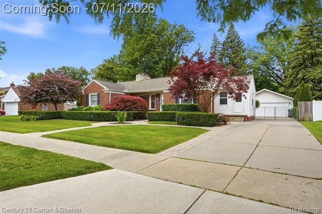 Property Photo:  6354 Shenandoah Avenue  MI 48101 