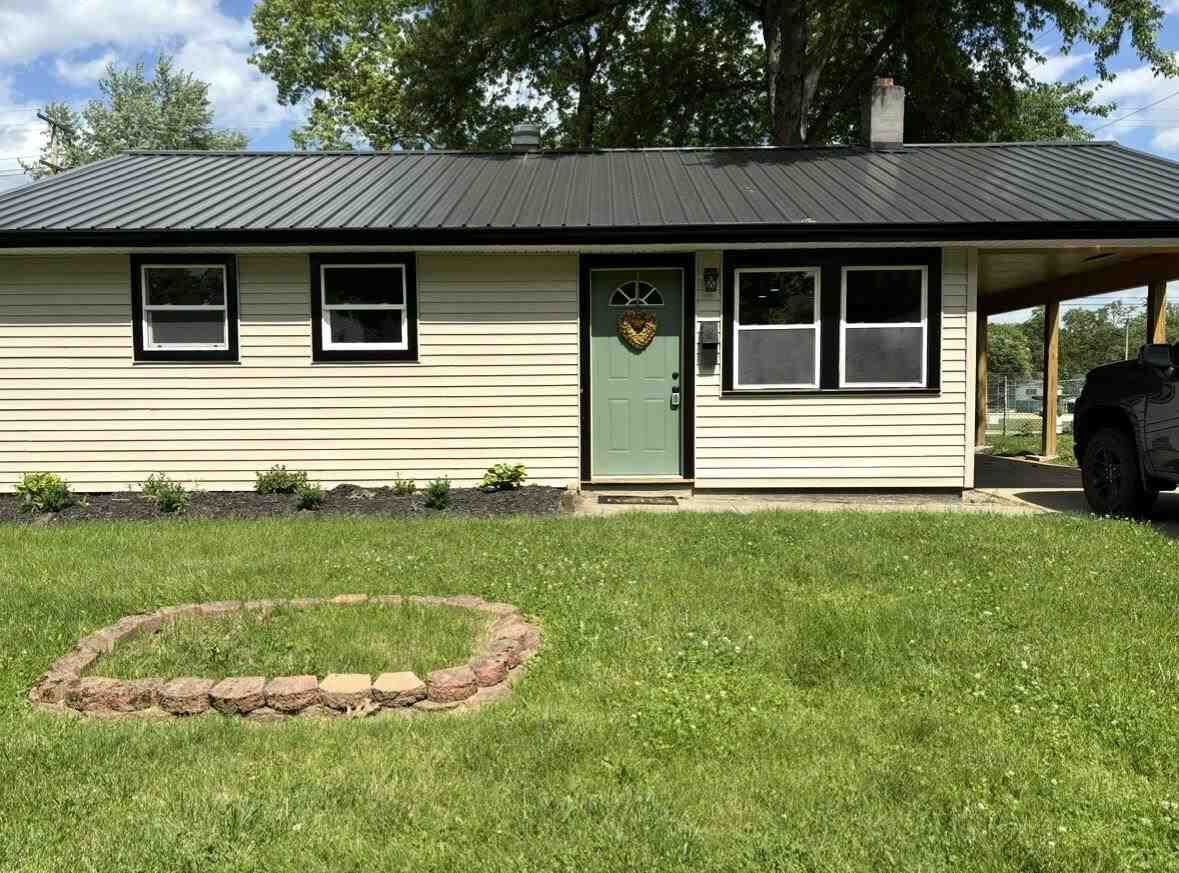 Property Photo: 403 Grace Drive IN 47374