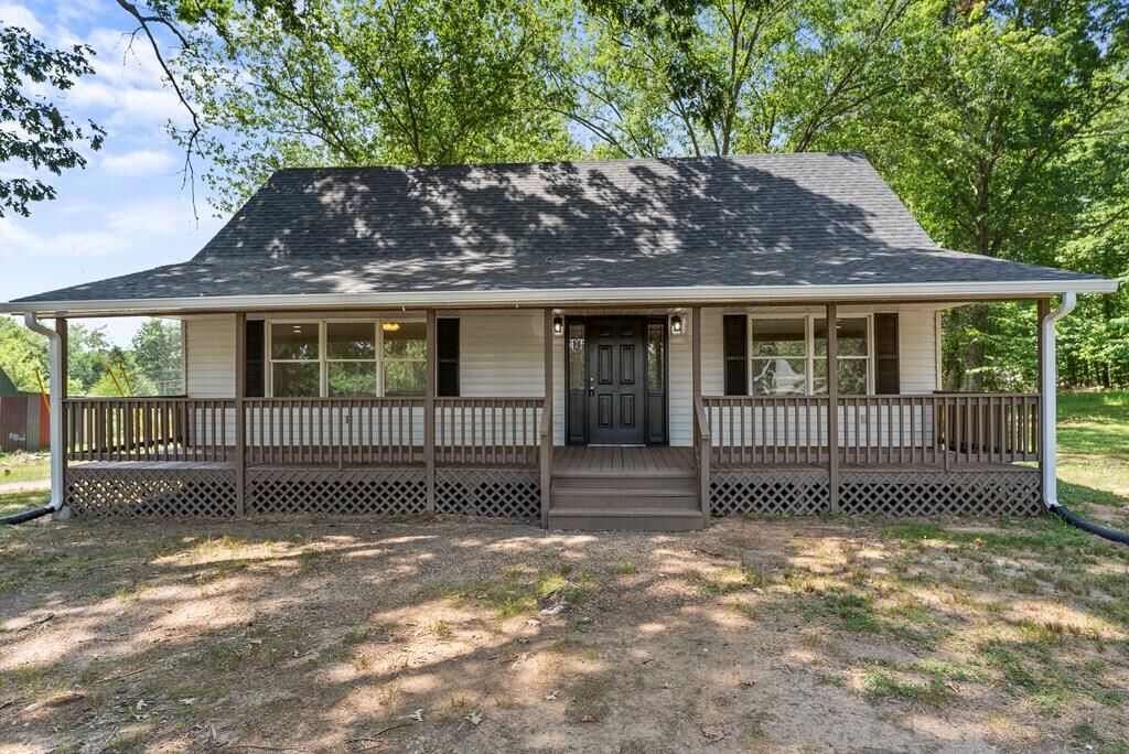 Property Photo:  28 Hunters Ln  VA 23936 