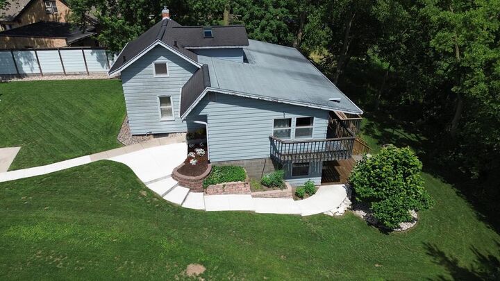 Property Photo: 1206 Water Street WI 53583
